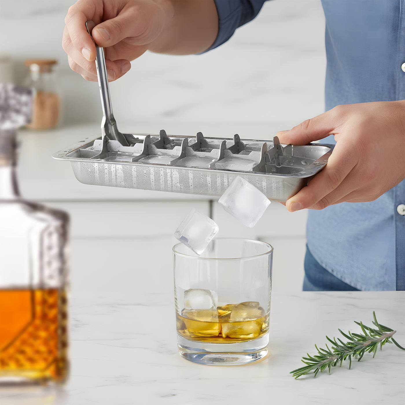 Stainless Steel Ice Cube Trays with Easy Release Handle, 4 Pack with Racks