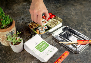 Ecozoi - Eco-friendly, 4-compartment stainless steel leak-proof lunch box, red silicone seal, 50 oz, dishwasher safe.